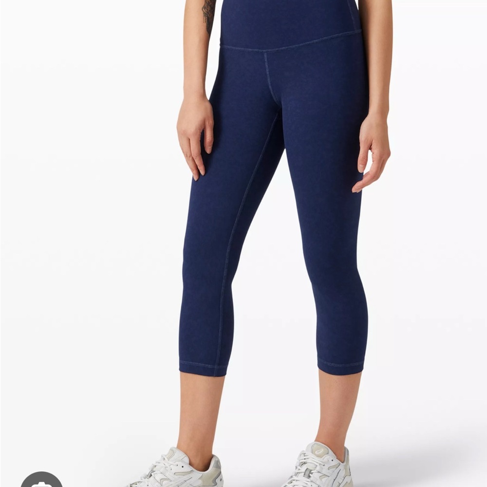 Lululemon Blue Cropped Leggings